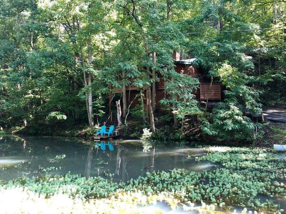 The Fishing Hole Cabin - Sage Vacations Gatlinburg Exterior photo