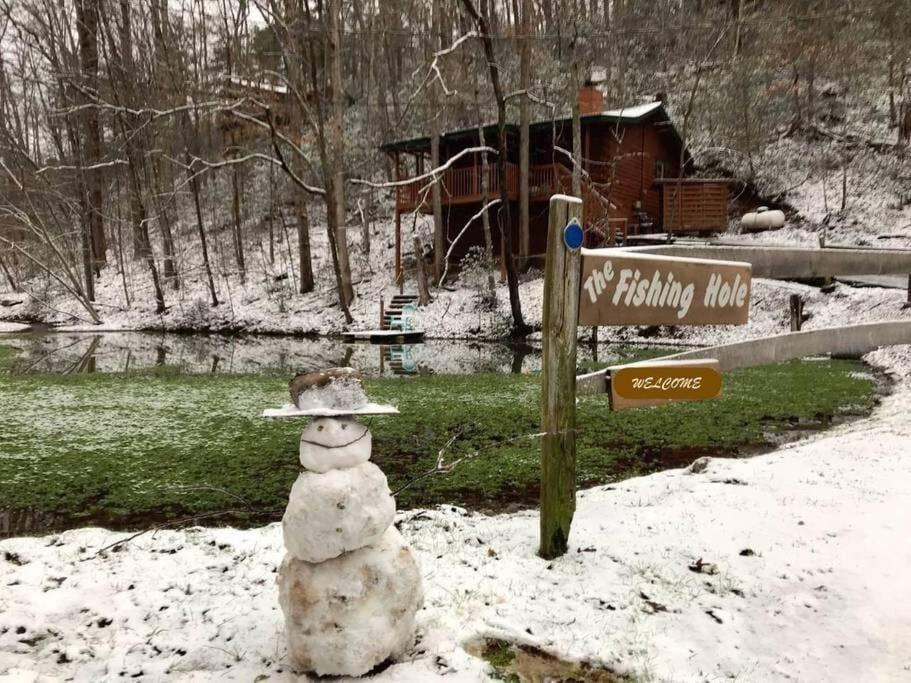 The Fishing Hole Cabin - Sage Vacations Gatlinburg Exterior photo